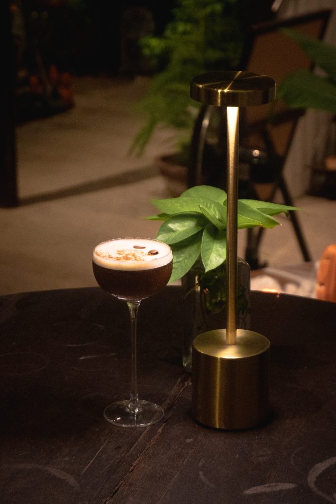 Cocktail bar